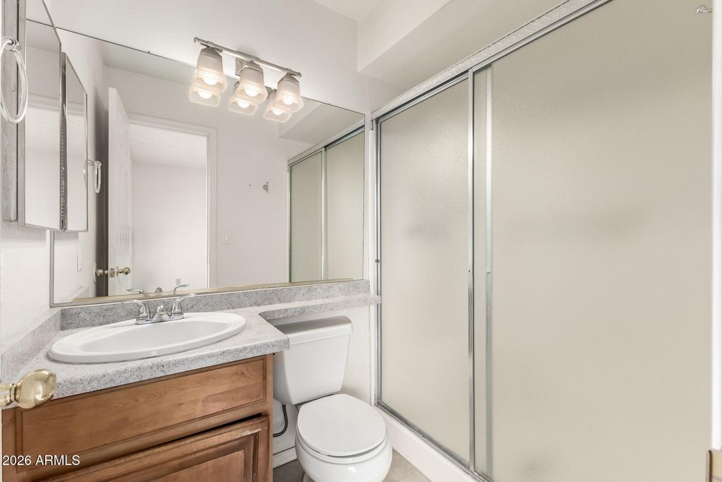 Image 17 of property listing at 577 W MAGDALENA Drive, Tempe, AZ 85283