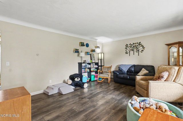 9504 Waterville Swanton Road, Waterville, OH 43566