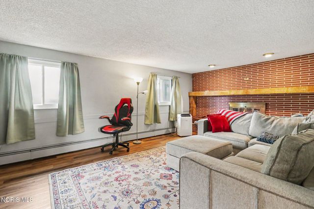 9504 Waterville Swanton Road, Waterville, OH 43566