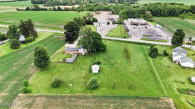 9504 Waterville Swanton Road, Waterville, OH 43566