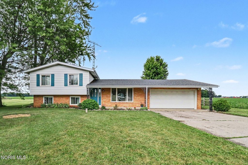 9504 Waterville Swanton Road, Waterville, OH 43566