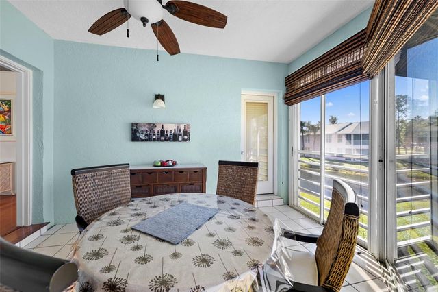 4220 PINEBROOK CIRCLE 10, Bradenton, FL 34209