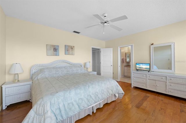 4220 PINEBROOK CIRCLE 10, Bradenton, FL 34209