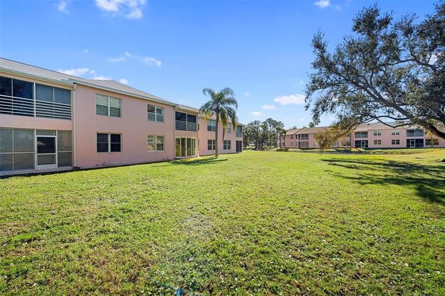 4220 PINEBROOK CIRCLE 10, Bradenton, FL 34209