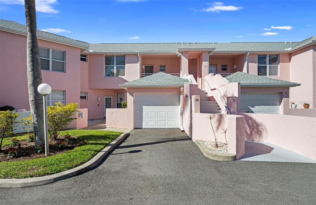 4220 PINEBROOK CIRCLE 10, Bradenton, FL 34209