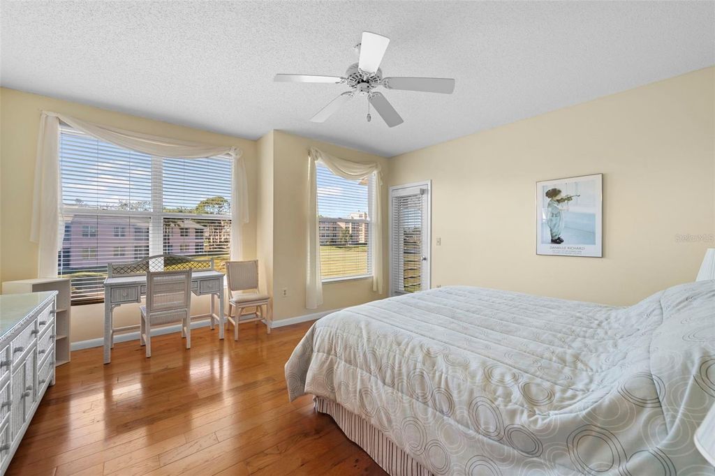 Image 24 of property listing at 4220 PINEBROOK CIRCLE 10, Bradenton, FL 34209