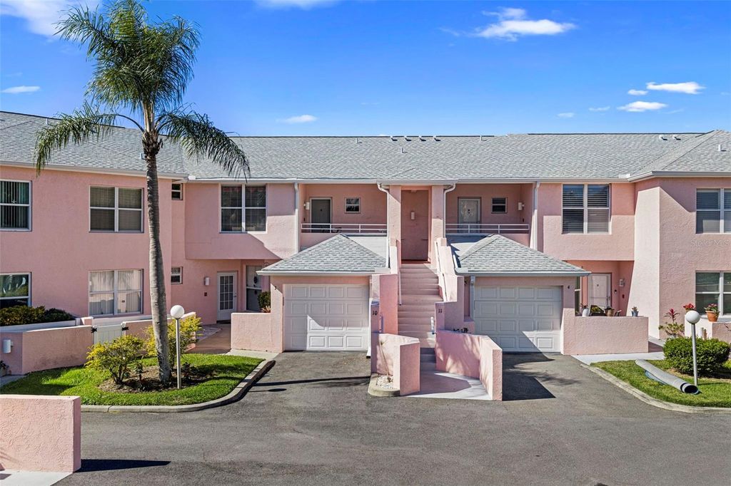 Image 35 of property listing at 4220 PINEBROOK CIRCLE 10, Bradenton, FL 34209