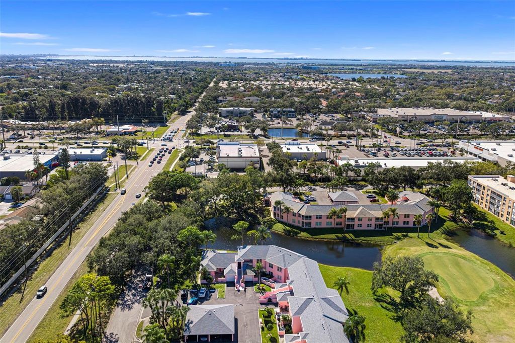 Image 41 of property listing at 4220 PINEBROOK CIRCLE 10, Bradenton, FL 34209