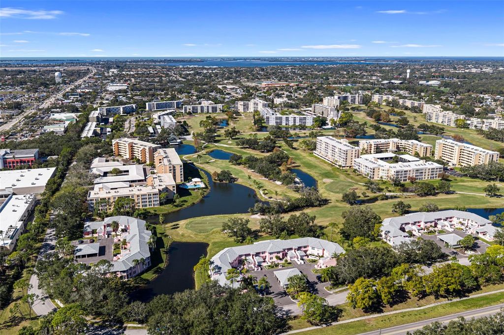 Image 42 of property listing at 4220 PINEBROOK CIRCLE 10, Bradenton, FL 34209