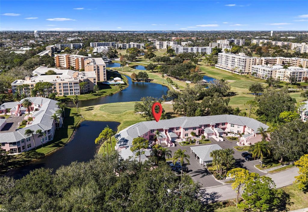 Image 45 of property listing at 4220 PINEBROOK CIRCLE 10, Bradenton, FL 34209