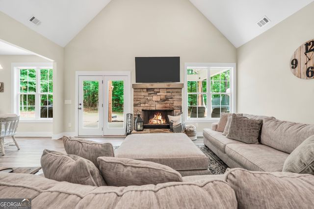 1577 Stark Road, Jackson, GA 30233