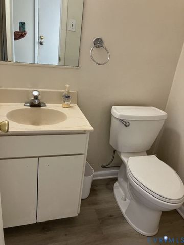 11923 W Briar Patch Dr, Midlothian, VA 23113
