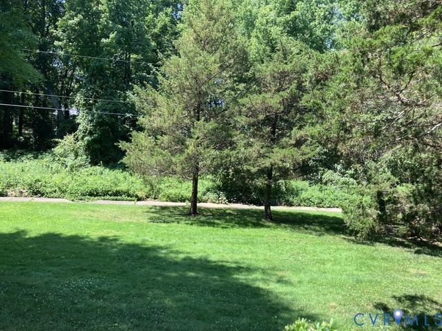 11923 W Briar Patch Dr, Midlothian, VA 23113