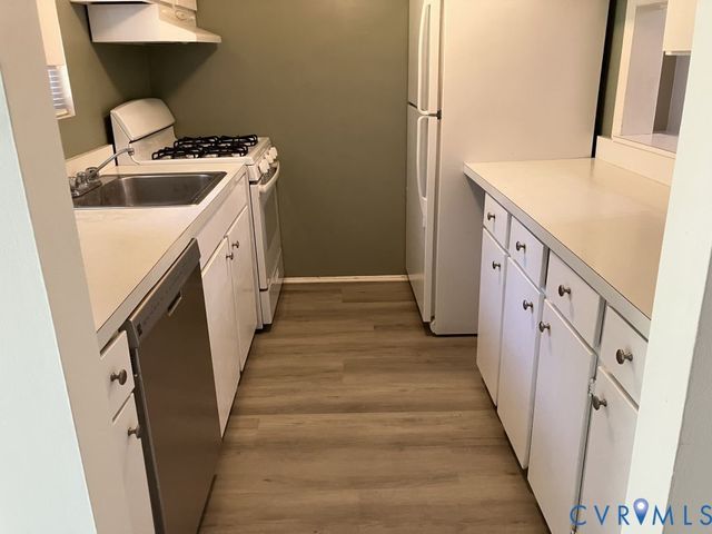 11923 W Briar Patch Dr, Midlothian, VA 23113