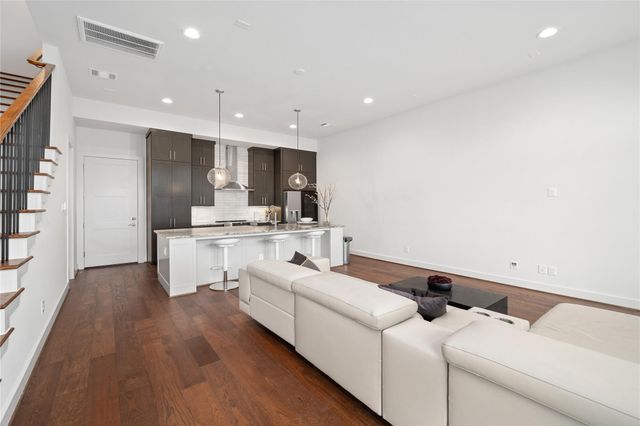2408 Gray Street, Houston, TX 77003