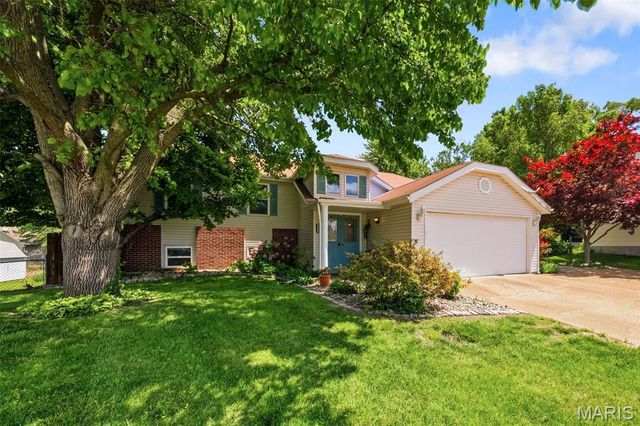 2425 Farnham Court, Florissant, MO 63033