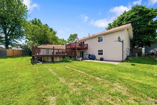2425 Farnham Court, Florissant, MO 63033