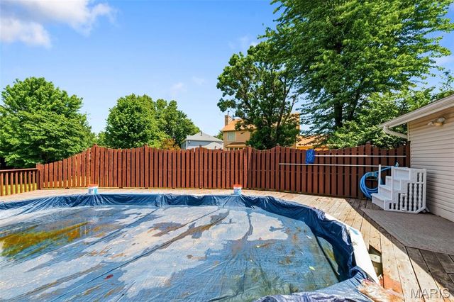 2425 Farnham Court, Florissant, MO 63033