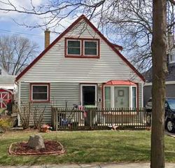 422 S 94th PLACE, Milwaukee, WI 53214