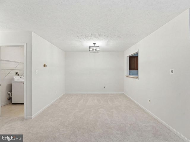 10120 OAKTON TERRACE RD, Oakton, VA 22124