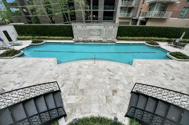 1005 S Shepherd Drive 616, Houston, TX 77019