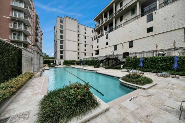 1005 S Shepherd Drive 616, Houston, TX 77019