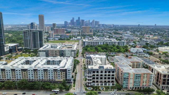 1005 S Shepherd Drive 616, Houston, TX 77019