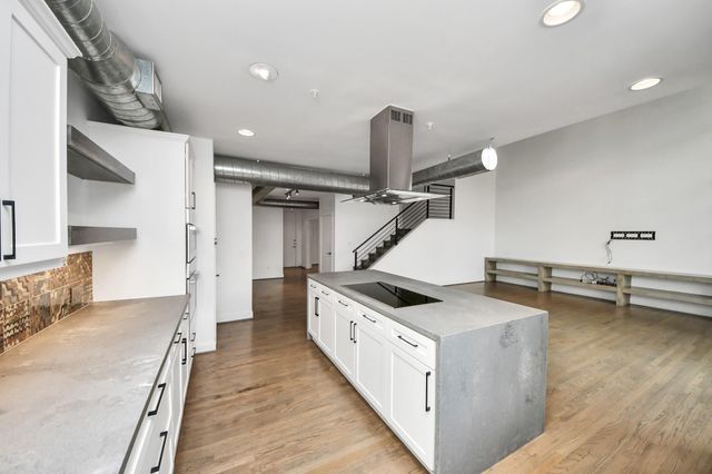 1005 S Shepherd Drive 616, Houston, TX 77019