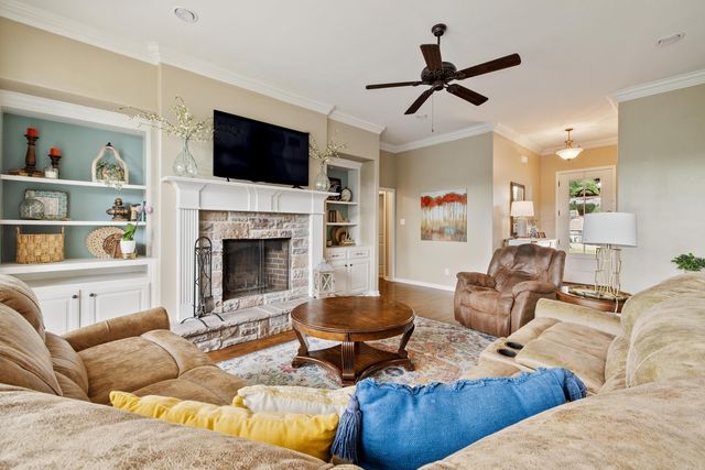 9026 Diamond Ridge Drive, Benton, AR 72019