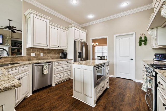 9026 Diamond Ridge Drive, Benton, AR 72019