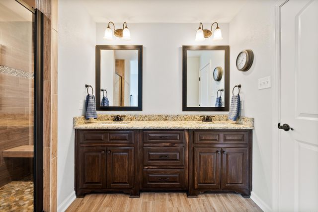 9026 Diamond Ridge Drive, Benton, AR 72019