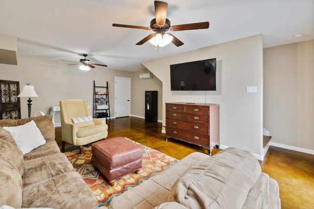 9026 Diamond Ridge Drive, Benton, AR 72019