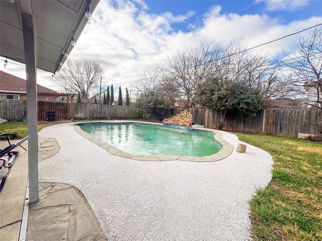 5510 Rolling Green Road, Arlington, TX 76017
