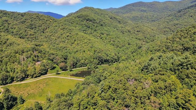 549 Travaden Trail, Hiawassee, GA 30546