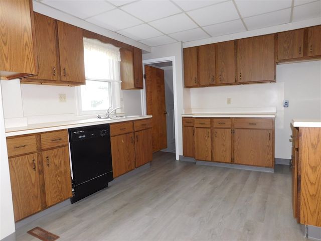 1238 3rd Street, Jackson, MI 49203