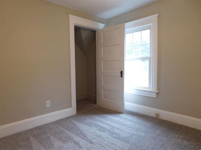1238 3rd Street, Jackson, MI 49203