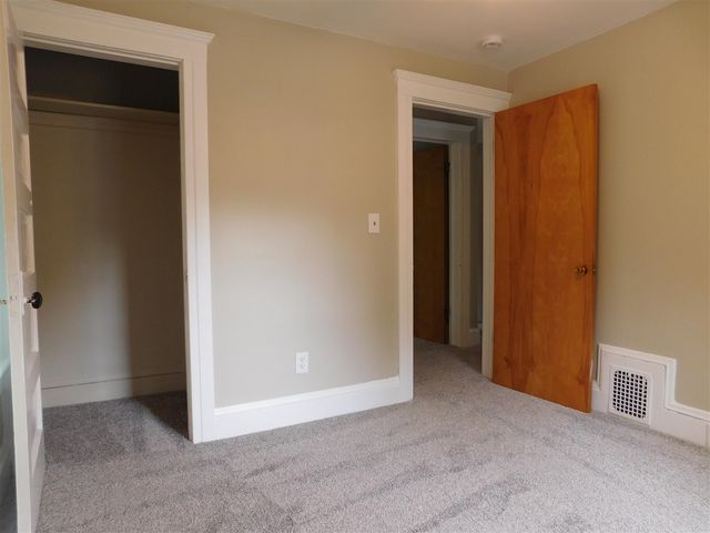 1238 3rd Street, Jackson, MI 49203