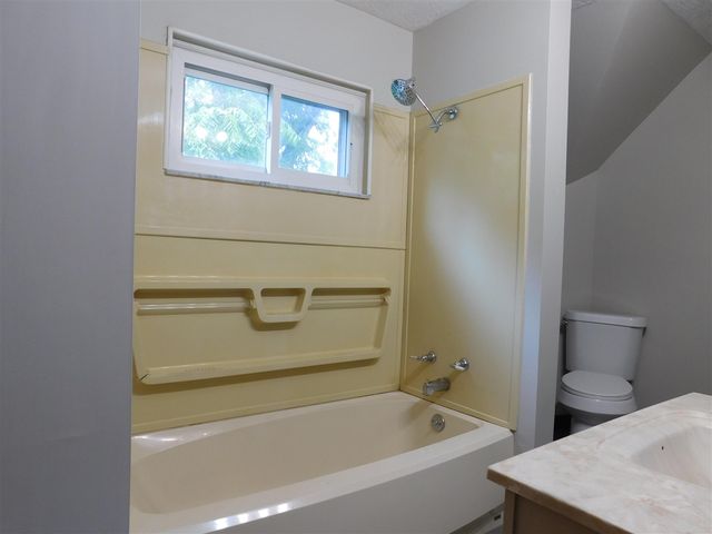 1238 3rd Street, Jackson, MI 49203
