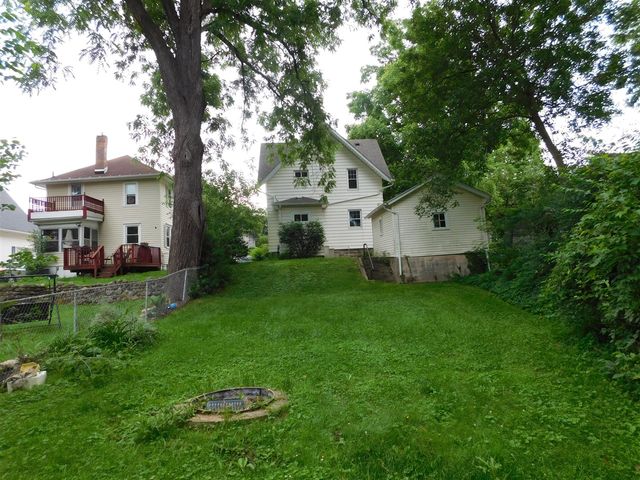 1238 3rd Street, Jackson, MI 49203
