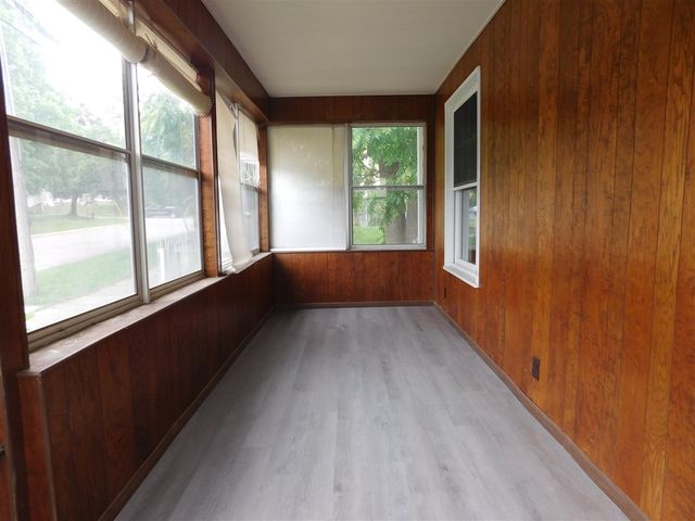 1238 3rd Street, Jackson, MI 49203