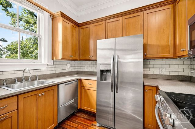 304 E Park B, Savannah, GA 31401