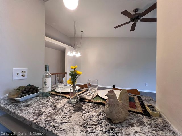 61958 Ticonderoga Drive, South Lyon, MI 48178