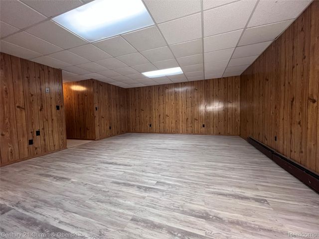 61958 Ticonderoga Drive, South Lyon, MI 48178