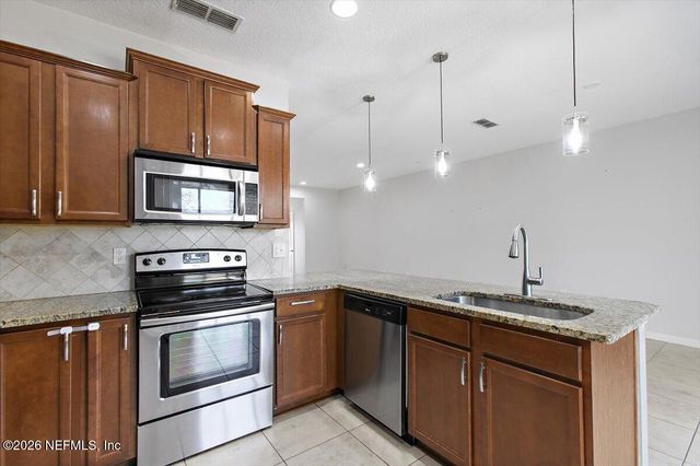 13960 BERRYVIEW Road, Jacksonville, FL 32258