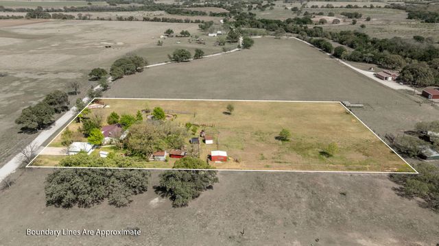 800 County Road 322, Comanche, TX 76442