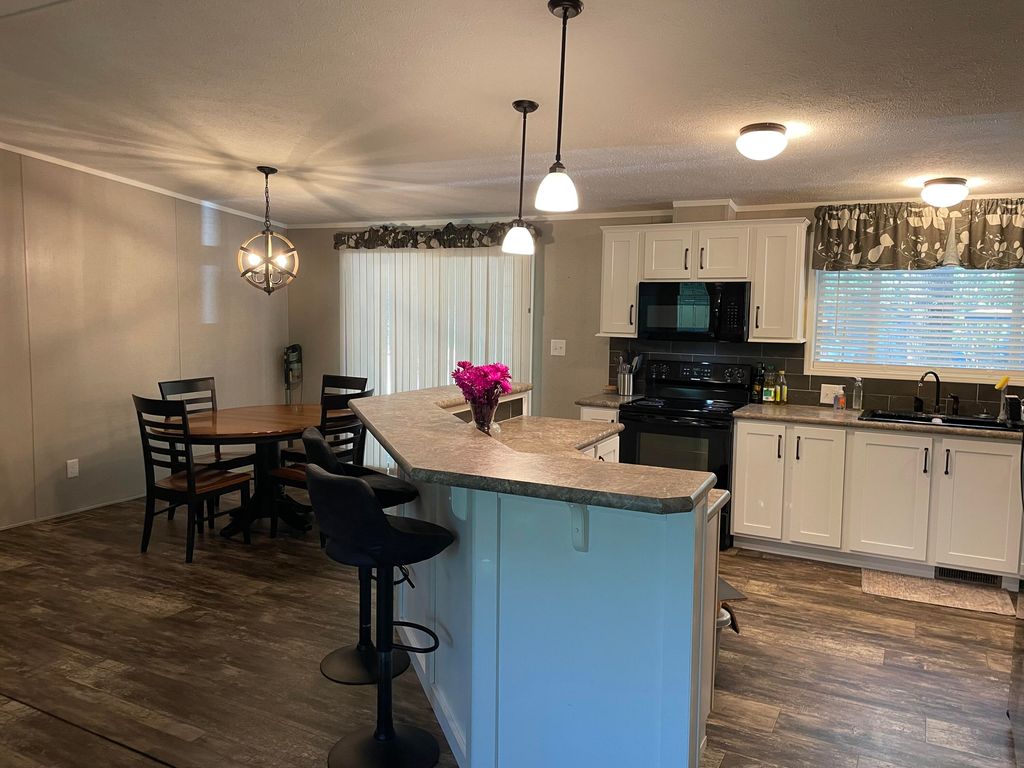 60 Pit Road, Phippsburg, ME 04562 — exterior
