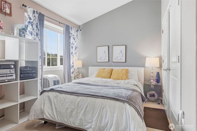 1825 Redmond Place NE, Renton, WA 98056