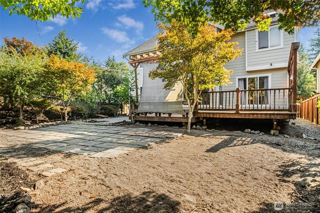 1825 Redmond Place NE, Renton, WA 98056