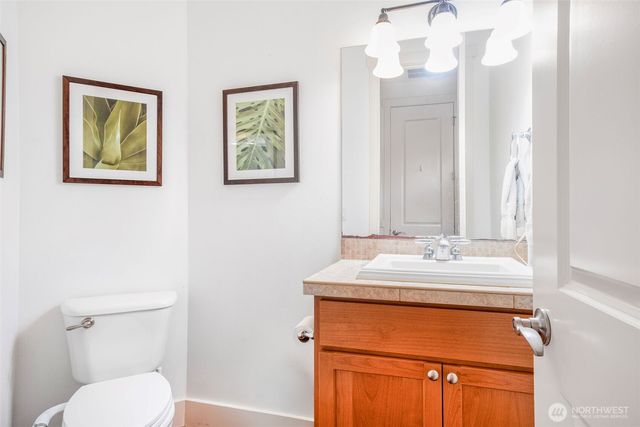 1825 Redmond Place NE, Renton, WA 98056