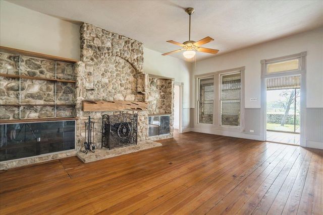 6400 Cypress RD, Kyle, TX 78640